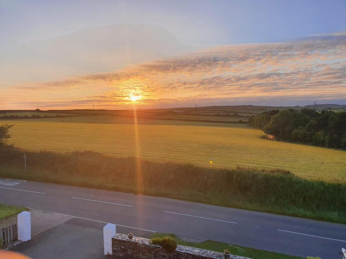 Melorne Farm Guest House คาเมลฟอร์ด ภายนอก รูปภาพ