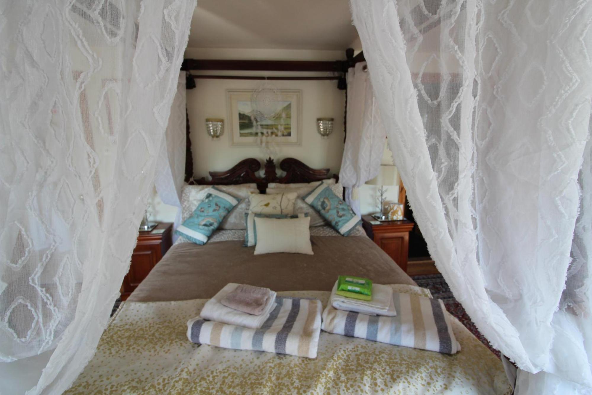 Melorne Farm Guest House คาเมลฟอร์ด ภายนอก รูปภาพ